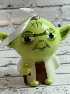 Vintage Glass Christmas Ornament Yoda Star Wars Jedi Figurine A4